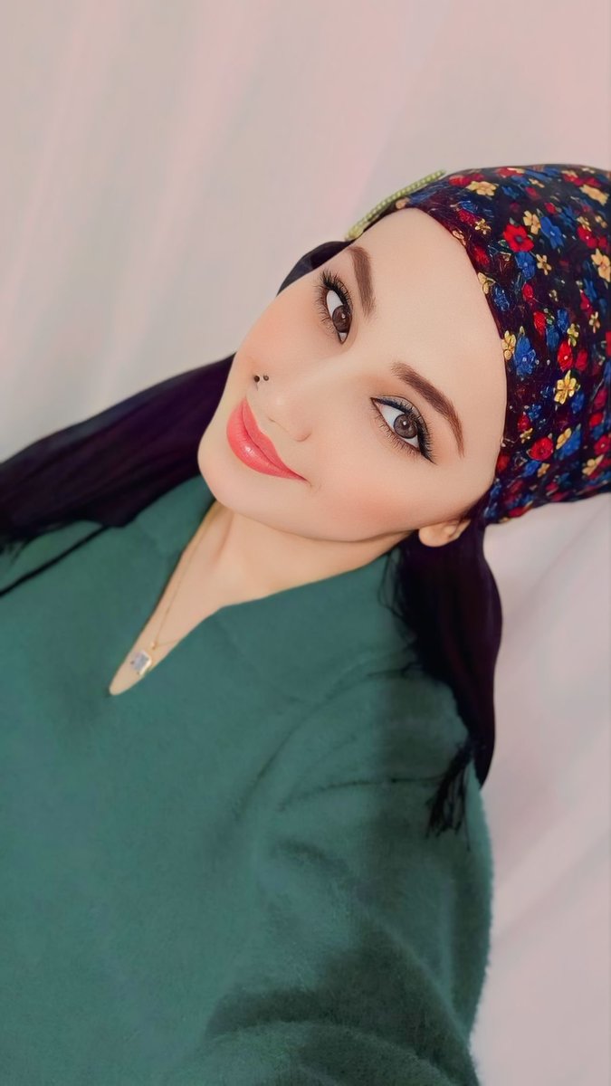 imerammm0l47's tweet image. &quot;Şimdi herkes biraz eksik ama;
Kimse kimseyi tamamlayacak kadar,
Fedakar değil...🍂
#TwitterDown #TwitterDailyBlog