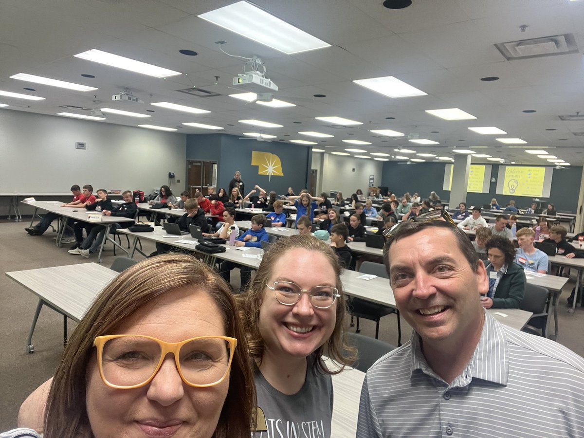 steinbrinkesu10's tweet image. 2025 STEMfest is underway ☀️ Excited to see the innovative projects from #ESU10 3rd-High School students #STEM

@jason_everett
@Sarah_Essay