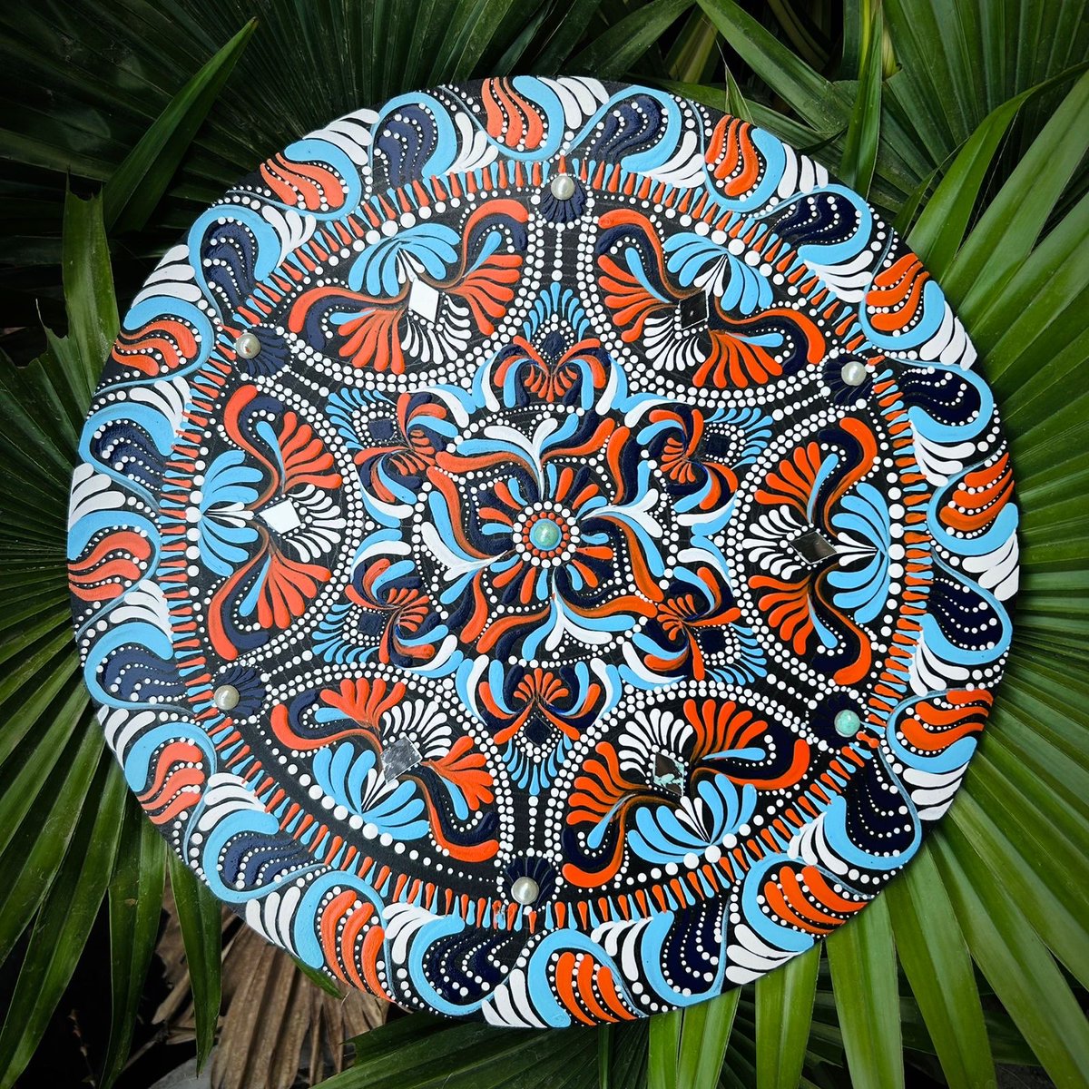 Houis_Barry's tweet photo. Final call! 🌸✨
These vibrant Mandala artworks are almost out the door, your last chance to bring one home!
Each piece is ready to be shipped with love🩵
DM now to claim yours before they’re gone!💌 https://t.co/7IHFV0dq5R