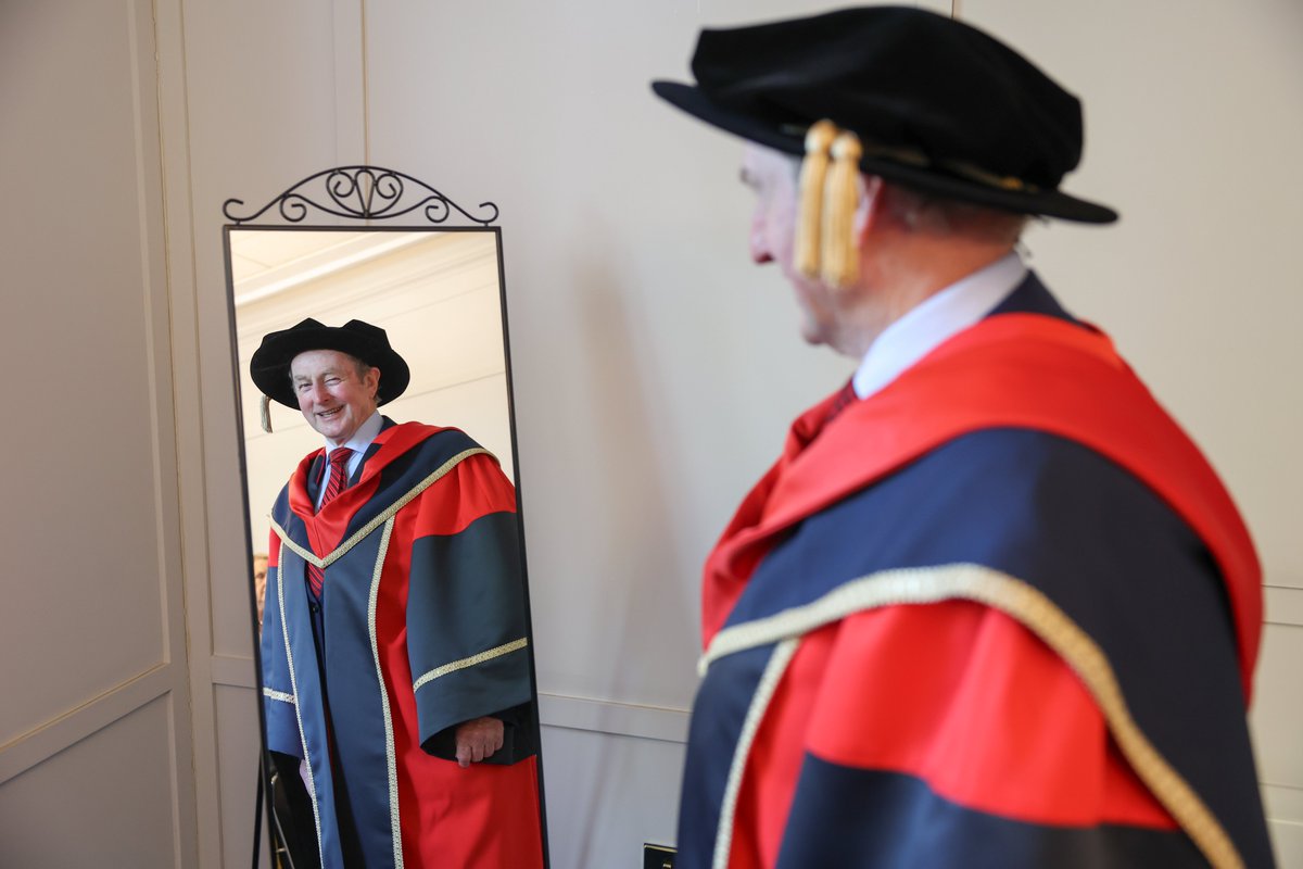 Dublin City University (@dcu) on Twitter photo DCU has conferred the award of Doctor of Philosophy (Honoris Causa) on former Taoiseach Enda Kenny <a href="/EndaKennyTD/">Enda Kenny</a>.
He joins noted figures from politics, sport, literature and industry in receiving this award from DCU.
Read here: launch.dcu.ie/4lTZzFy DCU has conferred the award of Doctor of Philosophy (Honoris Causa) on former Taoiseach Enda Kenny <a href="/EndaKennyTD/">Enda Kenny</a>.
He joins noted figures from politics, sport, literature and industry in receiving this award from DCU.
Read here: launch.dcu.ie/4lTZzFy