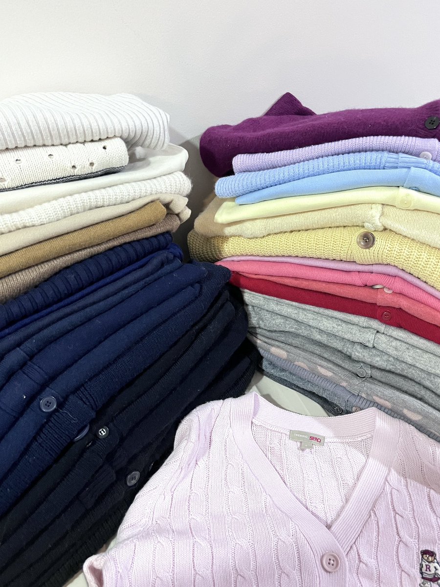 cardy cardigan tweet media