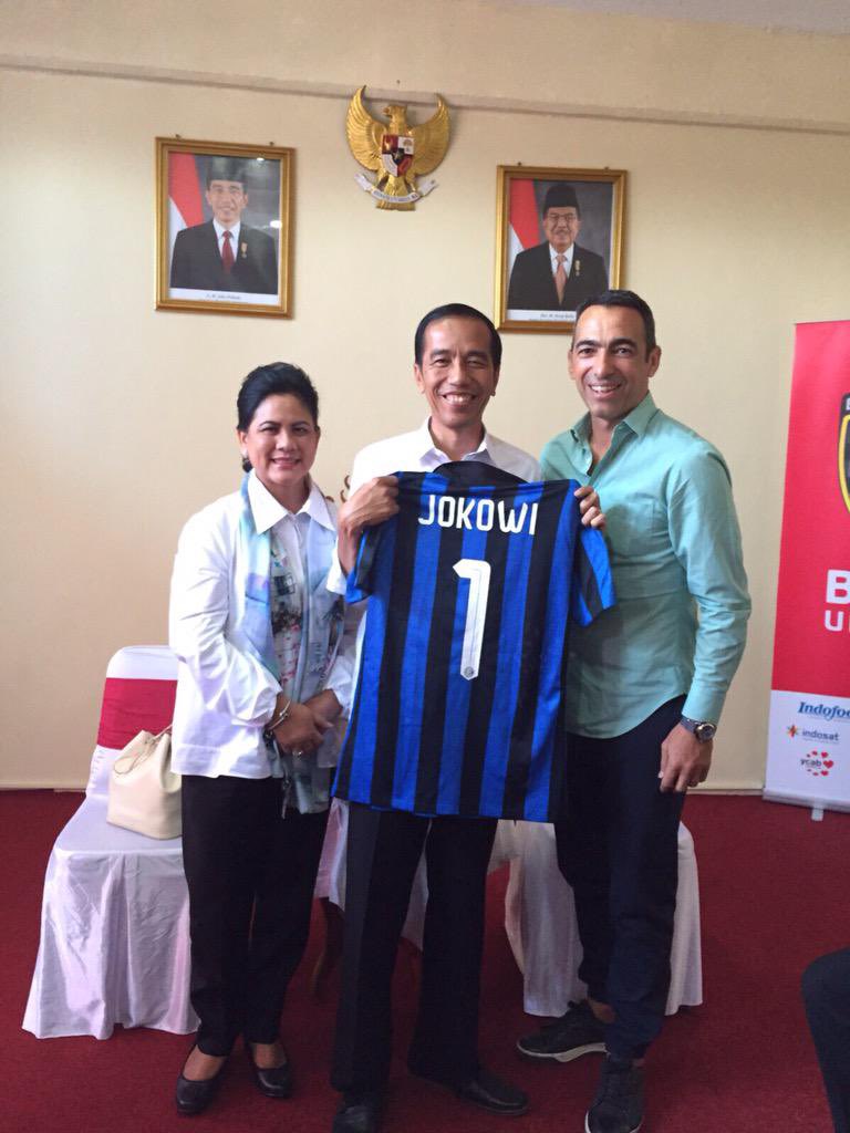 Kementerian Kegelapan tweet media