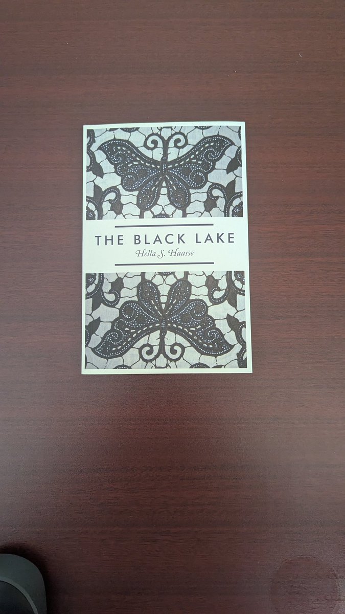 I don't remember who handed me this book when I was last in Amsterdam, but I'm really grateful to them. It's a great book, a powerful, haunting novel about Dutch colonialism in Java. Strengthens my conviction that the best novels about the colonial period, as experienced by