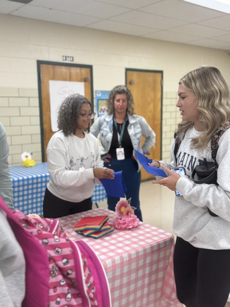 Over the past two days we have celebrated our honor roll students with breakfast! Shout out to Beta and NHS for hosting this event. We also want to thank our generous sponsors Little Flock Baptist Church and First Harrison Bank for supporting our students 🦅 #everyeagleeveryday