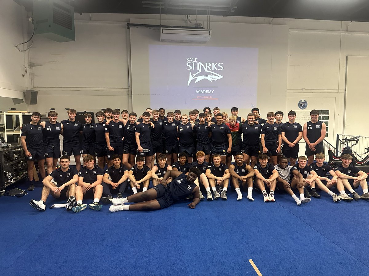 The final session for the <a href="/SaleSharksAcad/">Sale Sharks Academy</a> U17’s tonight, the lads  have represented their clubs &amp; schools incredibly well and shown what they are about as an individual both on &amp; off the pitch. One last push on Saturday against Bath and then for some R&amp;R after a long season!🦈⏱️