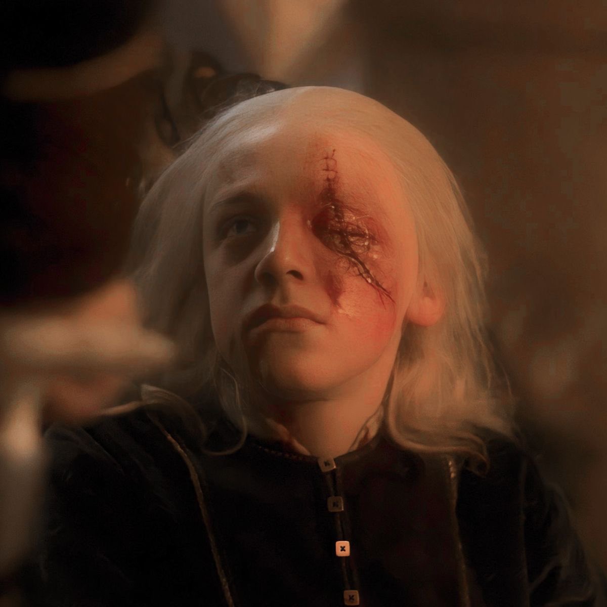 feydemie's tweet image. the fact that viserys just brushed this aside in favor of rhaenyra &amp;amp;luke got away unpunished is genuinely insane. he did not care about his own son AT ALL. #discuss