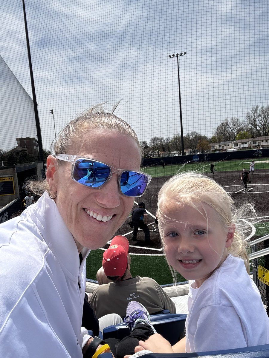 Great day for some <a href="/SMSUSoftball/">SMSU Softball</a> at the <a href="/NorthernSunConf/">NSIC</a> tournament.