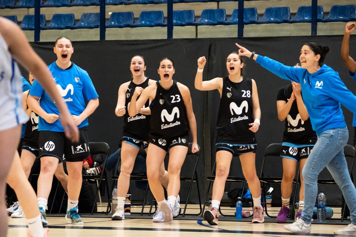 MovistarEstu's tweet photo. Nuestros equipos junior han ganado sus partidos de octavos y pasan a cuartos de final 💪💙
Femenino:
🆚 Alcúdia (65-47)
Cuartos 🆚 Barça: 01/05 13h
Masculino:
🆚 Unicaja (76-60)
Cuartos 🆚 Baskonia: 01/05 17h https://t.co/1YE1Or6Gie