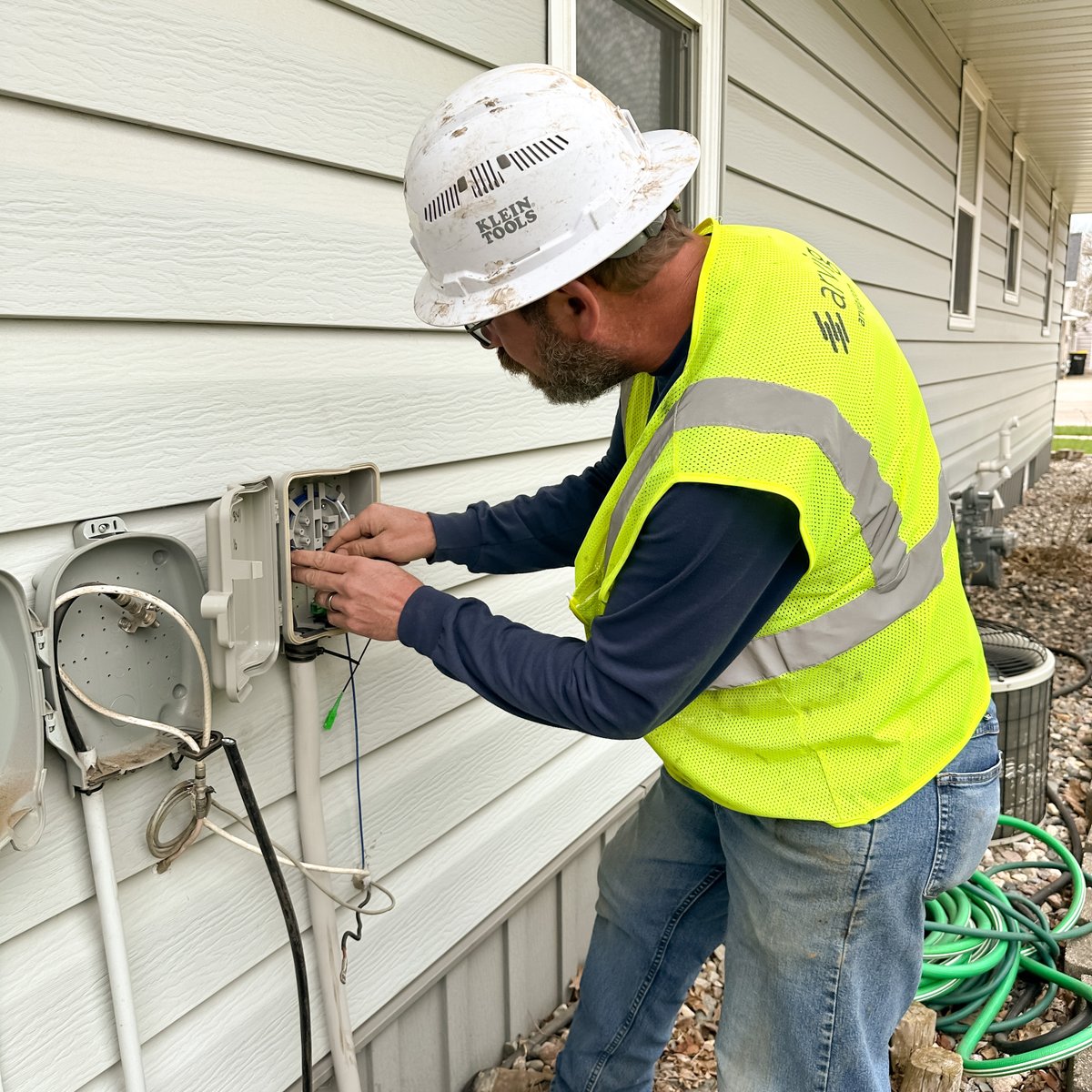 It's a beautiful day to keep the community connected. Take a look to see if Arvig fiber is coming to your neighborhood - arvig.com/myfiber

#FiberOptics #Internet #GetConnected #Arvig
