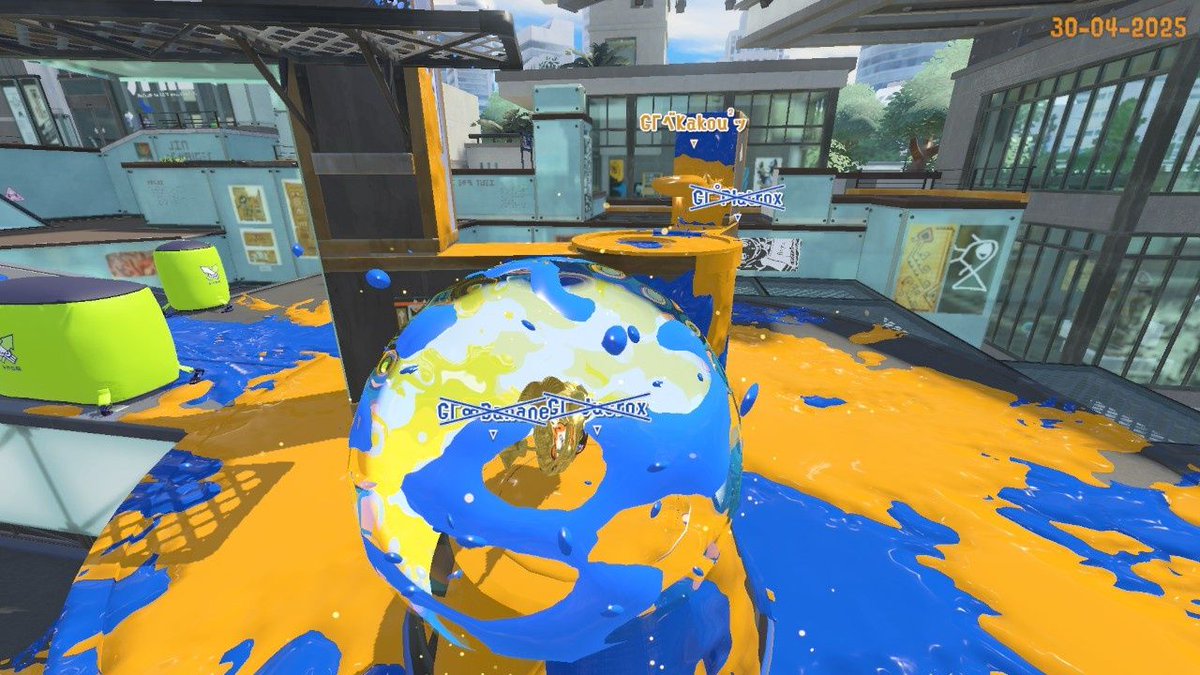 Victoire contre Crépuscule 4 - 2 ! Et termine donc 2ème de la Divison 8 !

Zola - C’est notre queen !
Kakou - Hyyyyype ! 
Banane - Et il à toujours la banane
Jus - Hôte de ce soir ( en fait non )
Platrox - !&amp;€;×(€;×*€&gt;+;#(+?