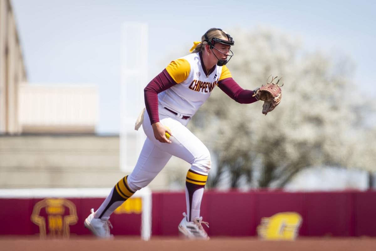 CMU Softball tweet media