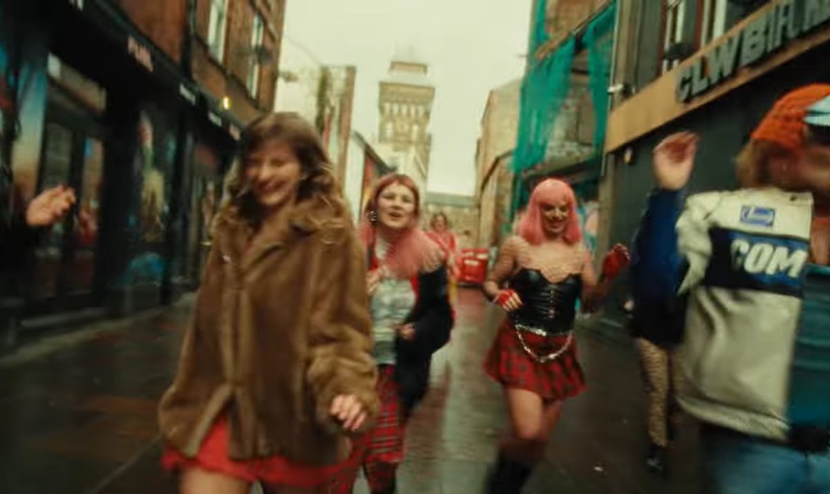 I Loves The ‘Diff (@ilovesthediff) on Twitter photo The single from the brilliant Panic Shack, "Girl Band Starter Pack", is out with a video of, um, body doubles, havin' a rather messy day out in Cardiff. Featuring Womanby Street and <a href="/FuelCardiff/">Fuel Rock Club</a>, and of course Caroline Street. youtu.be/SMl6LSQ8GYs?si… The single from the brilliant Panic Shack, "Girl Band Starter Pack", is out with a video of, um, body doubles, havin' a rather messy day out in Cardiff. Featuring Womanby Street and <a href="/FuelCardiff/">Fuel Rock Club</a>, and of course Caroline Street. youtu.be/SMl6LSQ8GYs?si…