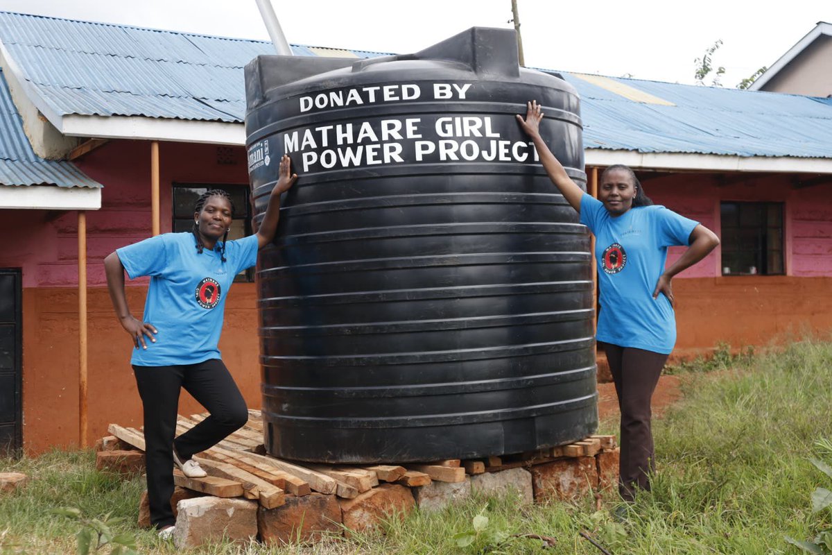 MathareGirl's tweet photo. We donated eleven 5,000-litre water tanks, installed gutters, and provided tap accessories to outreach schools to ensure clean water access for girls during menstruation. Thank you to Umoja Fonds and Vathorst College for your generous support. https://t.co/7eYMWOKFRm