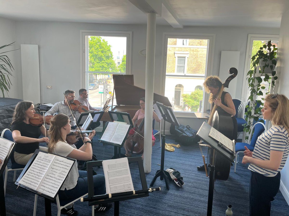 Florilegium (@florilegiumuk) on Twitter photo Lovely to be joined by <a href="/rowan_pierce/">Rowan Pierce</a> for some #Bach and #Handel ahead of our concerts at Firth Hall Sheffield on 1st May and <a href="/AbbeyFestival/">Sherborne Abbey Fest</a> on 2nd May
Full details on florilegium.org.uk/concerts/ Lovely to be joined by <a href="/rowan_pierce/">Rowan Pierce</a> for some #Bach and #Handel ahead of our concerts at Firth Hall Sheffield on 1st May and <a href="/AbbeyFestival/">Sherborne Abbey Fest</a> on 2nd May
Full details on florilegium.org.uk/concerts/
