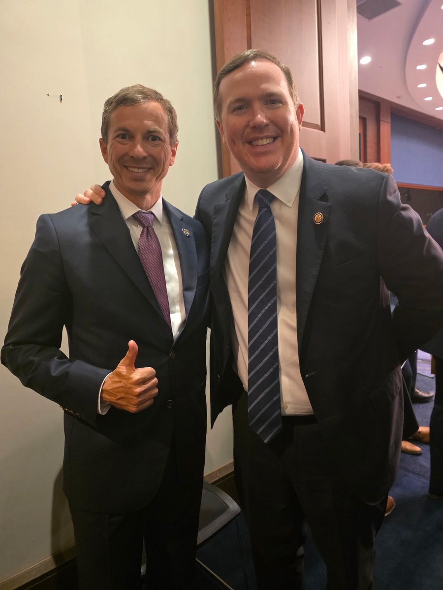 DolezalForGA's tweet image. Fantastic day visiting folks at the White House and on Capitol Hill talking about Georgia!