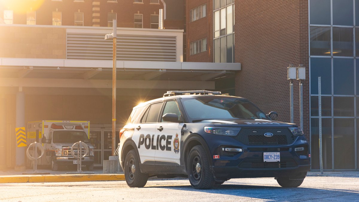 The Ottawa Police Service is seeking witnesses to a fatal collision that occurred this morning on Smyth Road.

Just after 10 a.m., emergency crews responded to a collision between a pedestrian and a truck at Smyth Road and Othello Avenue.

The pedestrian, a woman in her 50s,