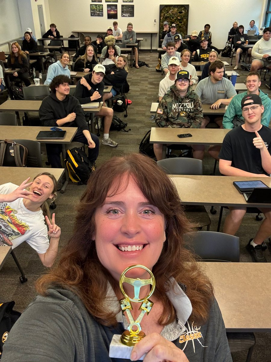 We are excited to announce Dr. Massengale was honored as a A 2025 DRIVER to Distinction by CAFNR.
Dr. M teaches and advises in the Parks, Recreation, Sport and Tourism program with a speciality of sociology of sport, coaching, &amp; legal issues in sport.