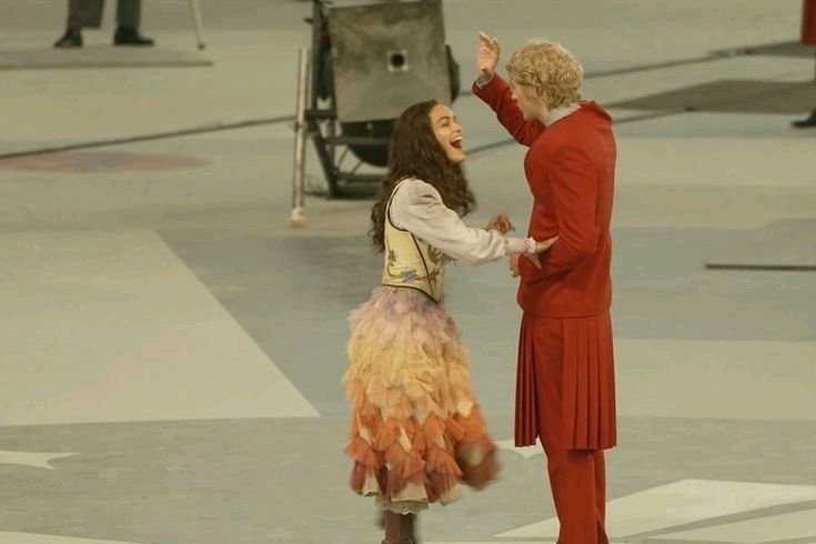 lucy gray thinker 💭 (@lucygraythinkr) on Twitter photo 