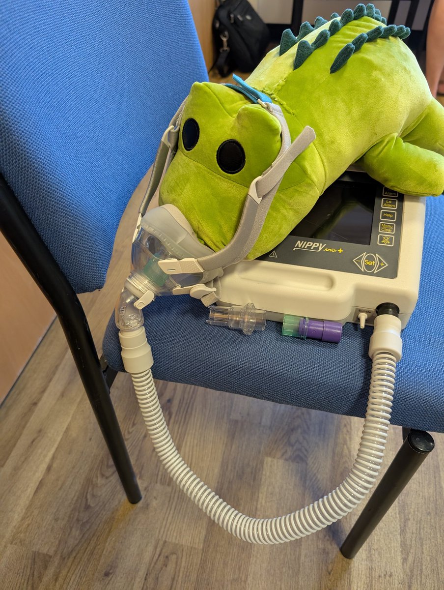 kmoggy1's tweet image. A great day LTV training at Derby with the Nottingham LTV team feat. Croc (who does ventilate) 

@_SophieGilmore_
@PDTUHDB 
@UHDBChildrens