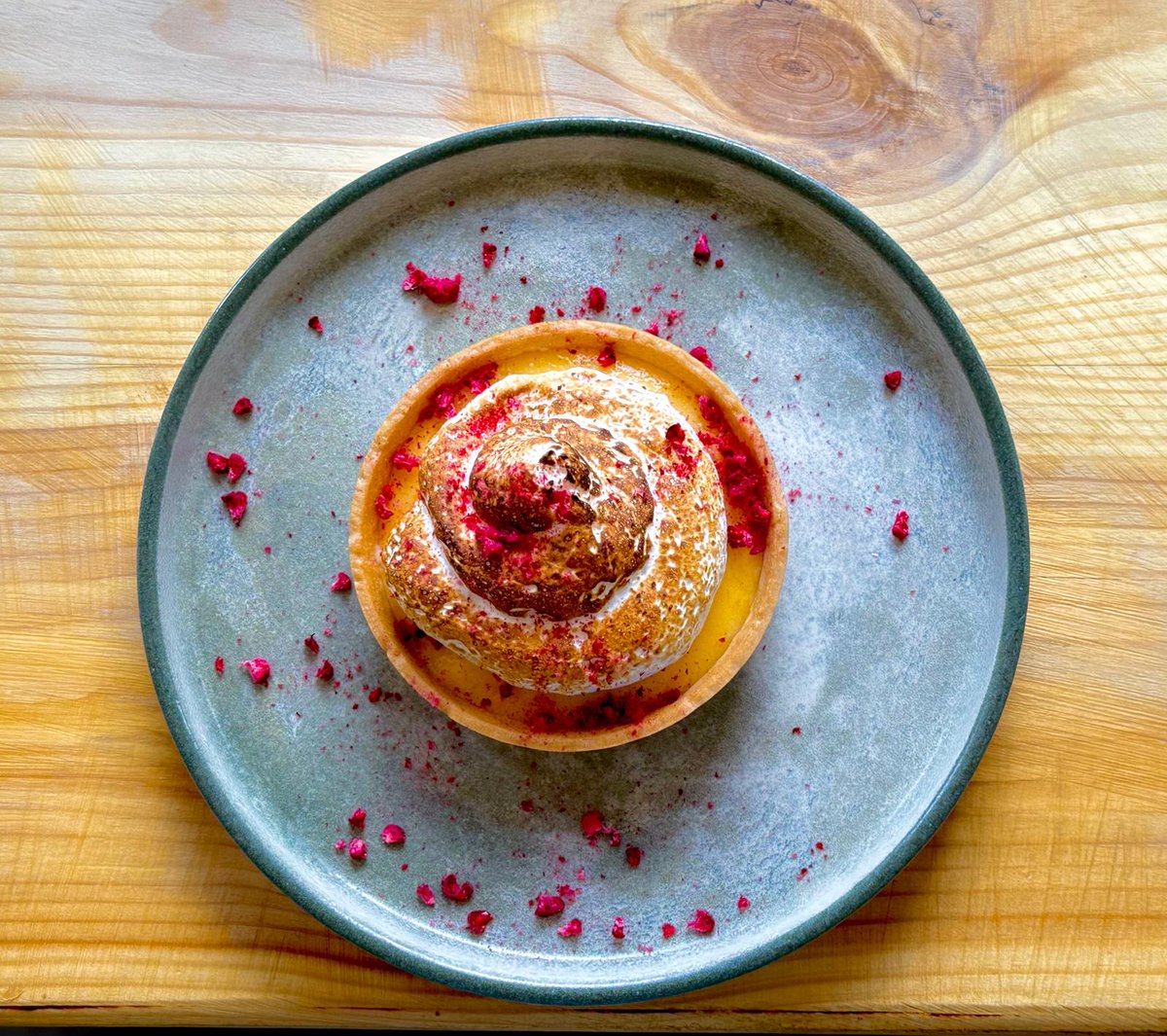 It's deffinetly lemon meringue weather out there. We still have tables available for this week. Why not head over to our website and book a table.  fourandtwentypenrith.co.uk