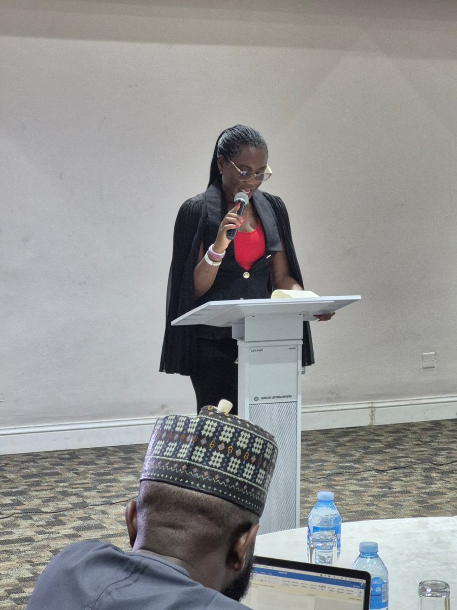 DSN - Data Science Nigeria (@dsn_ai_network) on Twitter photo Dr. <a href="/rachelsibande/">Rachel Sibande🇲🇼 🇿🇦 🇰🇪</a> , Senior Program Officer for AI at the <a href="/gatesfoundation/">Gates Foundation</a>, presented the overarching vision and intended impact of the AI Scaling Hub initiative to key stakeholders in the Nigerian AI ecosystem.
#datasciencenigeria #aicollectiveng #AIforNigeria
<a href="/aicollectiveng/">Nigeria AI Collective</a> Dr. <a href="/rachelsibande/">Rachel Sibande🇲🇼 🇿🇦 🇰🇪</a> , Senior Program Officer for AI at the <a href="/gatesfoundation/">Gates Foundation</a>, presented the overarching vision and intended impact of the AI Scaling Hub initiative to key stakeholders in the Nigerian AI ecosystem.
#datasciencenigeria #aicollectiveng #AIforNigeria
<a href="/aicollectiveng/">Nigeria AI Collective</a>