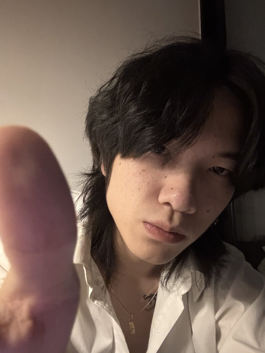Arigatohk's tweet photo. อย่าเลื่อนผ่านเลย คิดถึง https://t.co/2NGc618vPX