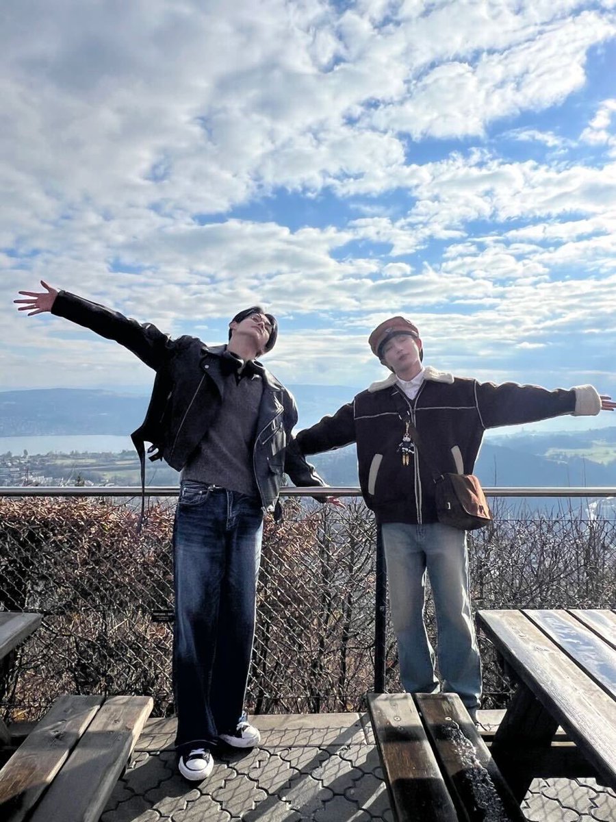hm5ao1's tweet photo. 아잠깐만 너무잘어울려이건아니야 https://t.co/TUHOTxOyuE