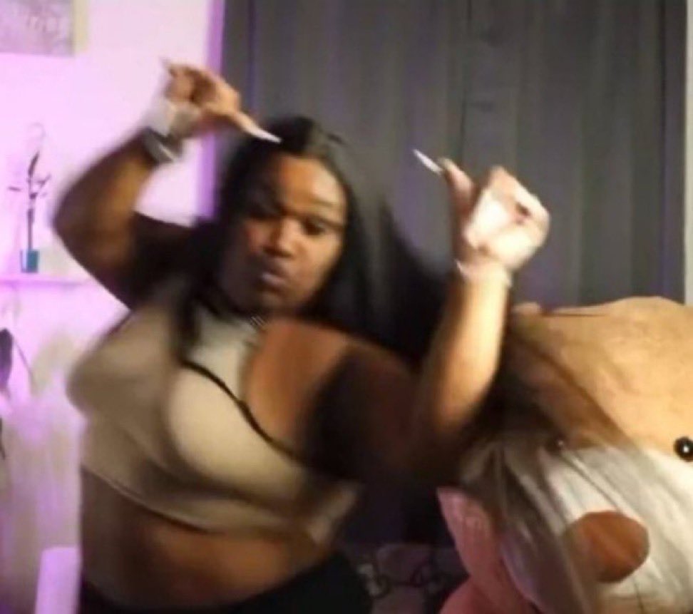 🎶 “Ain't Maybelline, I was born with it. You ain't check the bloodline?” 🎶 

EXACTLY! 👏🏾