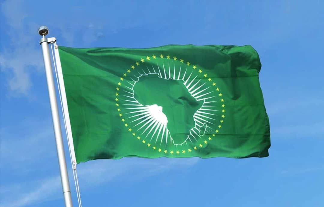 Je ressens aujourd’hui une profonde fierté. Le Gabon vient de réintégrer l’Union Africaine.

Ce retour est bien plus qu’un symbole : c’est la reconnaissance de notre engagement collectif à reconstruire notre pays dans la paix, l’ordre et la dignité. Merci à tous.