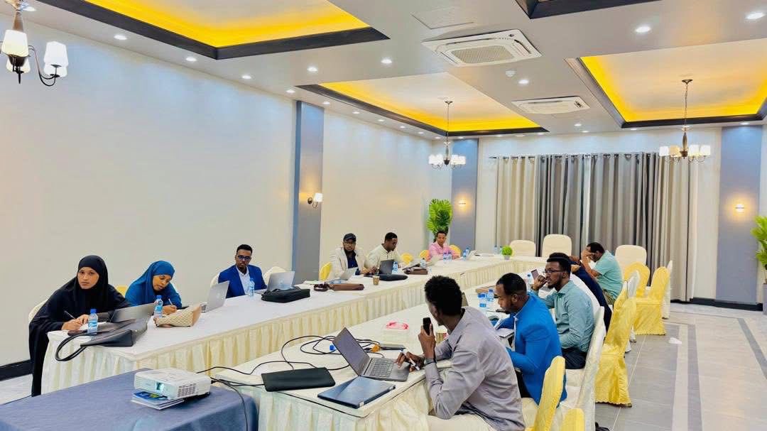 oagsomalia's tweet image. @OAGSomalia today concluded a high-level training in Mogadishu focused on strengthening the quality of financial audit processes. This initiative reinforces the Office’s strategic commitment to institutional capacity building & the effective implementation of its Strategic Plan.