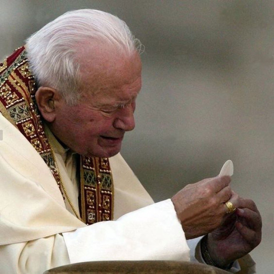 No, no necesitas que una persona te diga lo mucho que vales.

Ya hay alguien que te demostró todo tu valor en la Cruz.