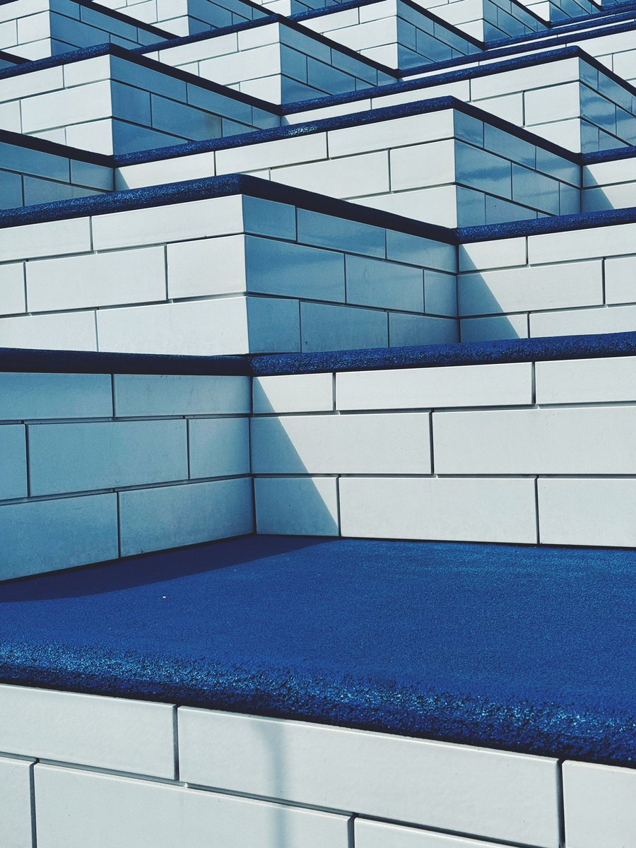 davefused's tweet image. Billund looks like it’s been dreamt up by a Scandinavian think tank high on Lego dust and hygge. A utopia of clean lines, cheery architecture, and absolutely nothing to do after 6pm.