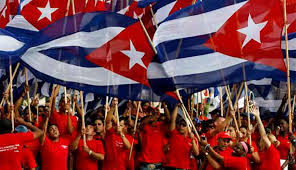 Con legítimo orgullo, hoy podemos decir que, en medio de las más crudas carencias, jamás dejamos de levantar las banderas del Socialismo.  #PorCubaJuntosCreamos