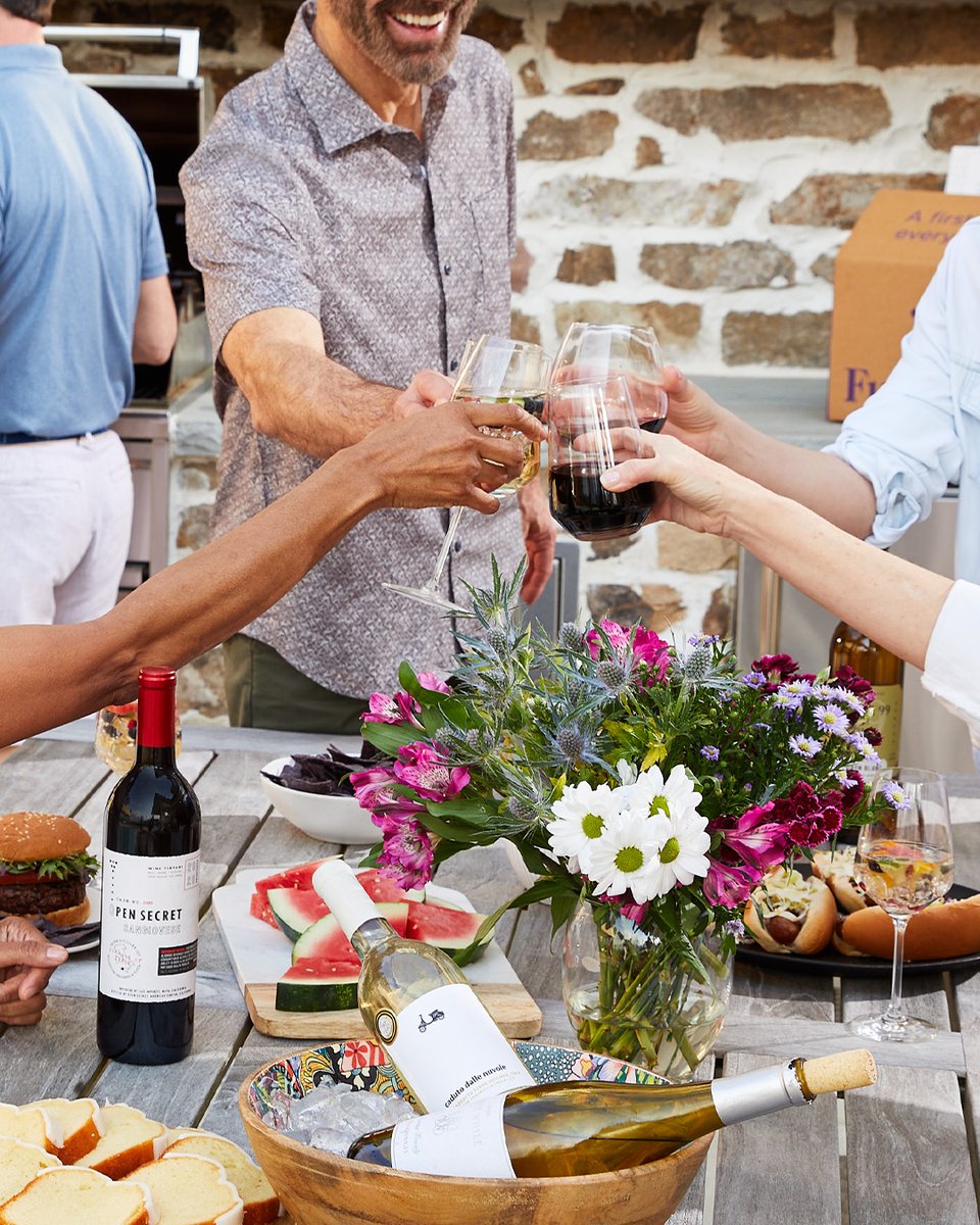 Cheers to the end of a wonderful month of spring sips and endless sunshine! 🌞🍷 We can’t wait to see what May has in store. What’s been your favorite Firstleaf wine this month? 🍇🥂
#firstleafwine #firstleaf #wine #uncork