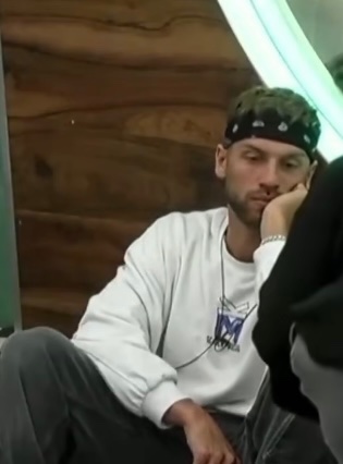 soluuusg's tweet photo. Yo desde que eliminaron a Martina

#GranHermano https://t.co/APQAyasmDI