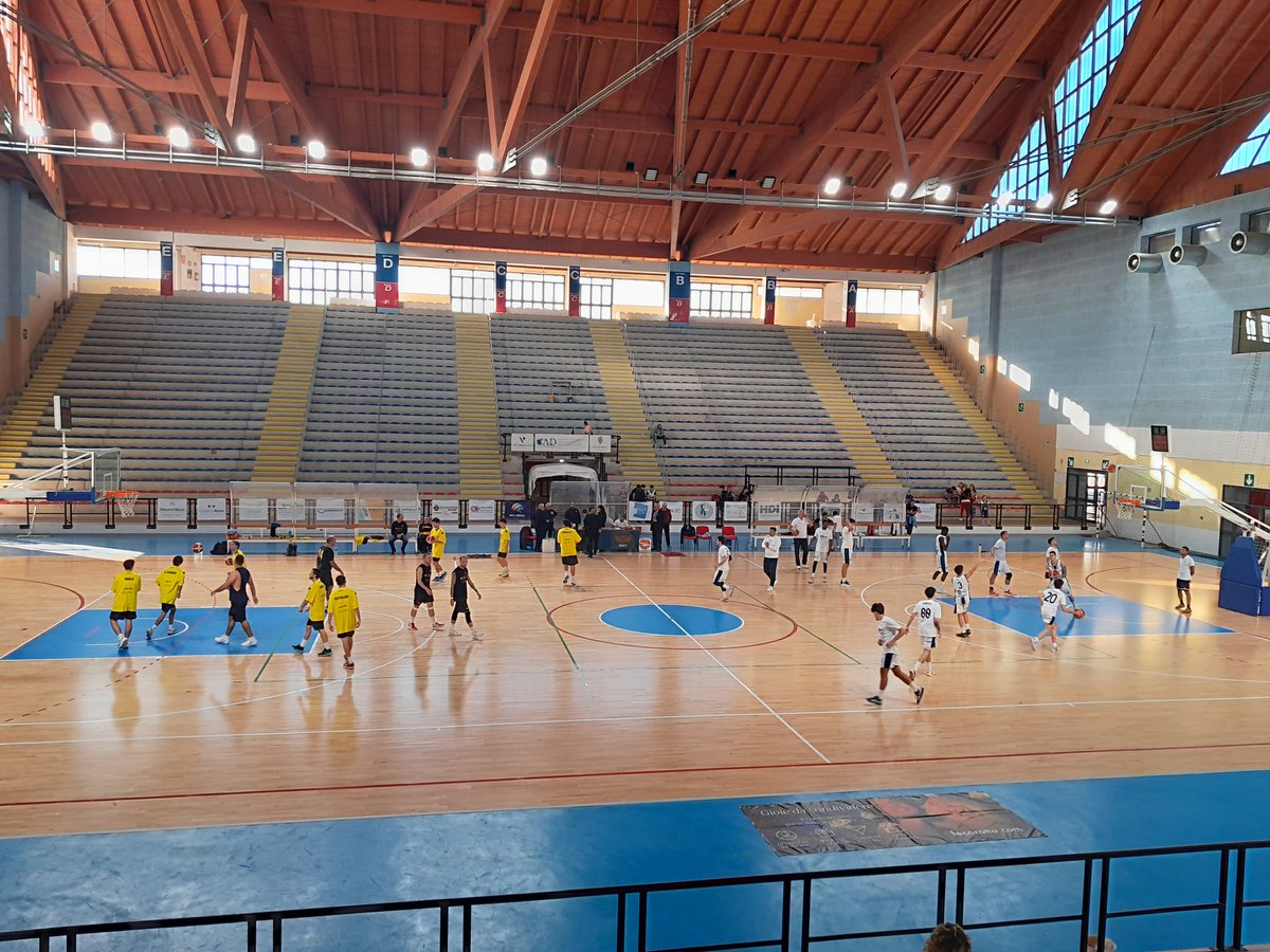 MaciejSzetela's tweet image. #TakaSytuacja...

Dziś na trybunach w Cefalu.
Kciuki trzymane za ASD Basket Cefalu 1972, gdzie od stycznia gra Patryk Stankowski.

#LetsGoBlueDevils #FipSicilia #ComitatoFipSicilia #MałyGenerał

ex #1LKosz #2LKosz #U20PL #U18PL 
#MłodośćPoszłaPoSwoje⤵