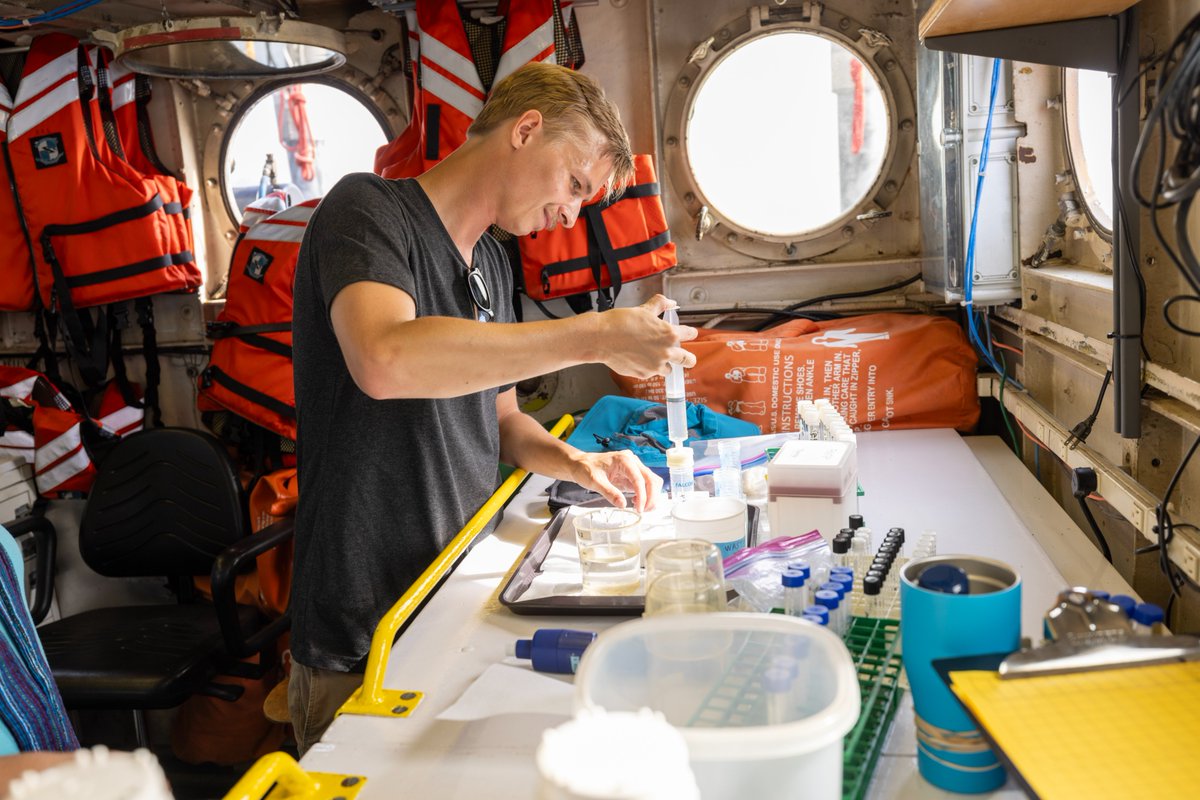 #UWM is the first U.S. university to earn WAVE: Assess verification from <a href="/TheWaterCouncil/">The Water Council</a>! With smart planning, strong research &amp; a focus on sustainability, we’re leading the way in water stewardship. uwm.edu/news/uwm-achie…