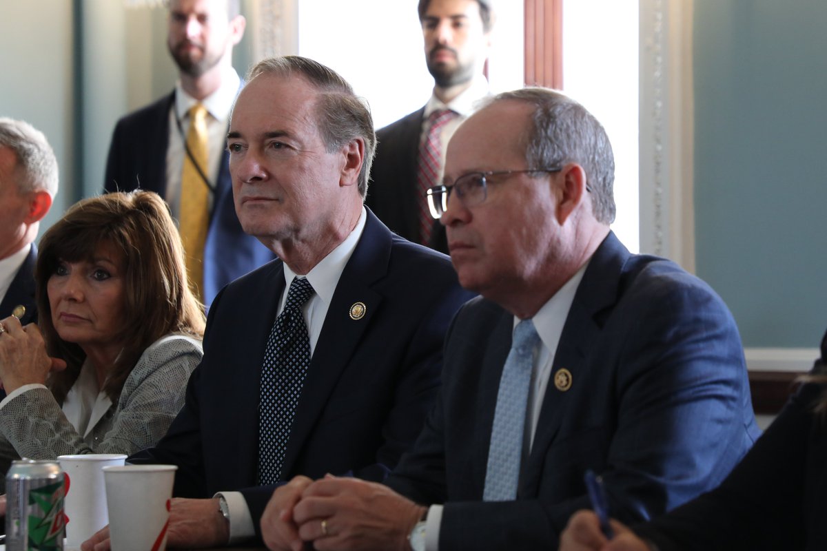 GOPDoctors's tweet image. Today, the GOP Doctors Caucus hosted @CMSGov Administrator, @DrOzCMS, to discuss protecting Medicare and Medicaid benefits, ensuring the sustainability of America’s federal health programs, and empowering patients and physicians.
“The GOP Doctors Caucus is excited to work with…
