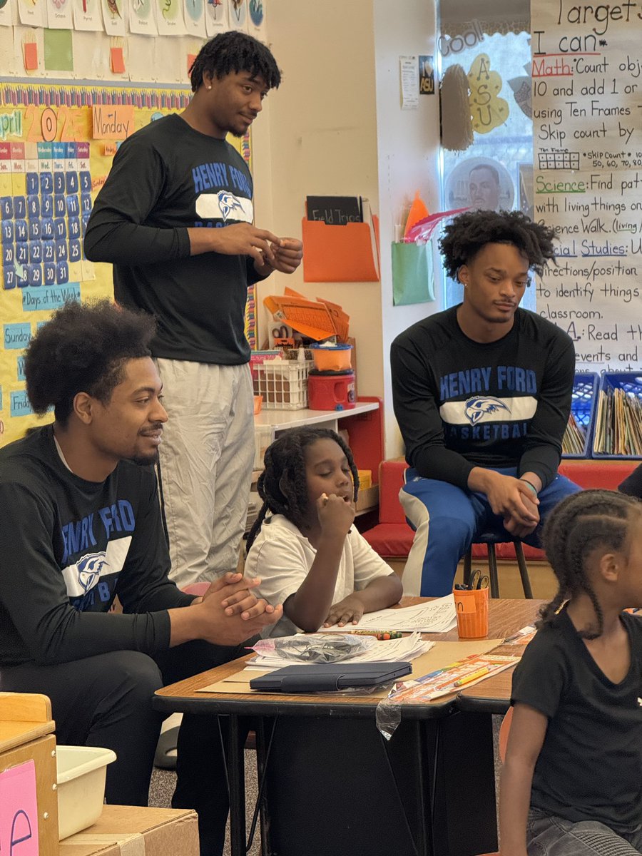 DottinGerald's tweet image. Shoutout to Read to Succeed. This was too much fun for one day. These kids were so smart and absolutely hilarious 😂💙