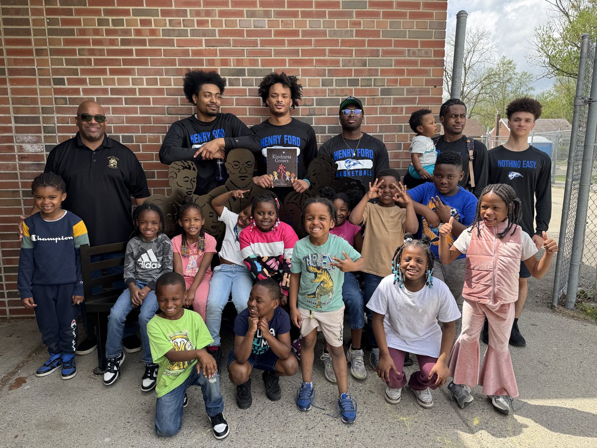 DottinGerald's tweet image. Shoutout to Read to Succeed. This was too much fun for one day. These kids were so smart and absolutely hilarious 😂💙