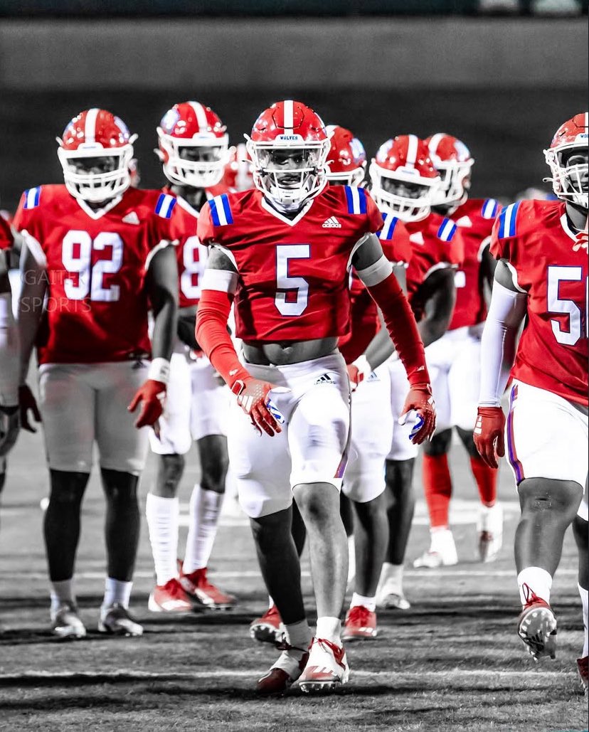 Evin McDowell 6β2 26β CB (@evinmcdowell_) on Twitter photo #AGTG
I am blessed and thankful to receive a D1 offer to the University of West Georgia !!
<a href="/Coach_Treal/">Antreal Allen</a> <a href="/UWGFootball/">West Georgia Football</a>
<a href="/CoachBryanLamar/">Bryan Lamar</a> <a href="/zaymartin2410/">Coach Martin</a> #AGTG
I am blessed and thankful to receive a D1 offer to the University of West Georgia !!
<a href="/Coach_Treal/">Antreal Allen</a> <a href="/UWGFootball/">West Georgia Football</a>
<a href="/CoachBryanLamar/">Bryan Lamar</a> <a href="/zaymartin2410/">Coach Martin</a>