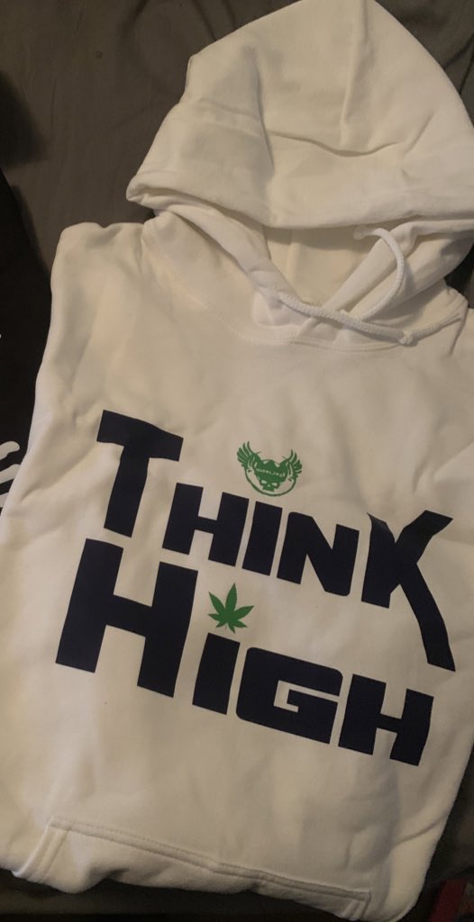 BattlesGodlike's tweet image. #thinkhigh