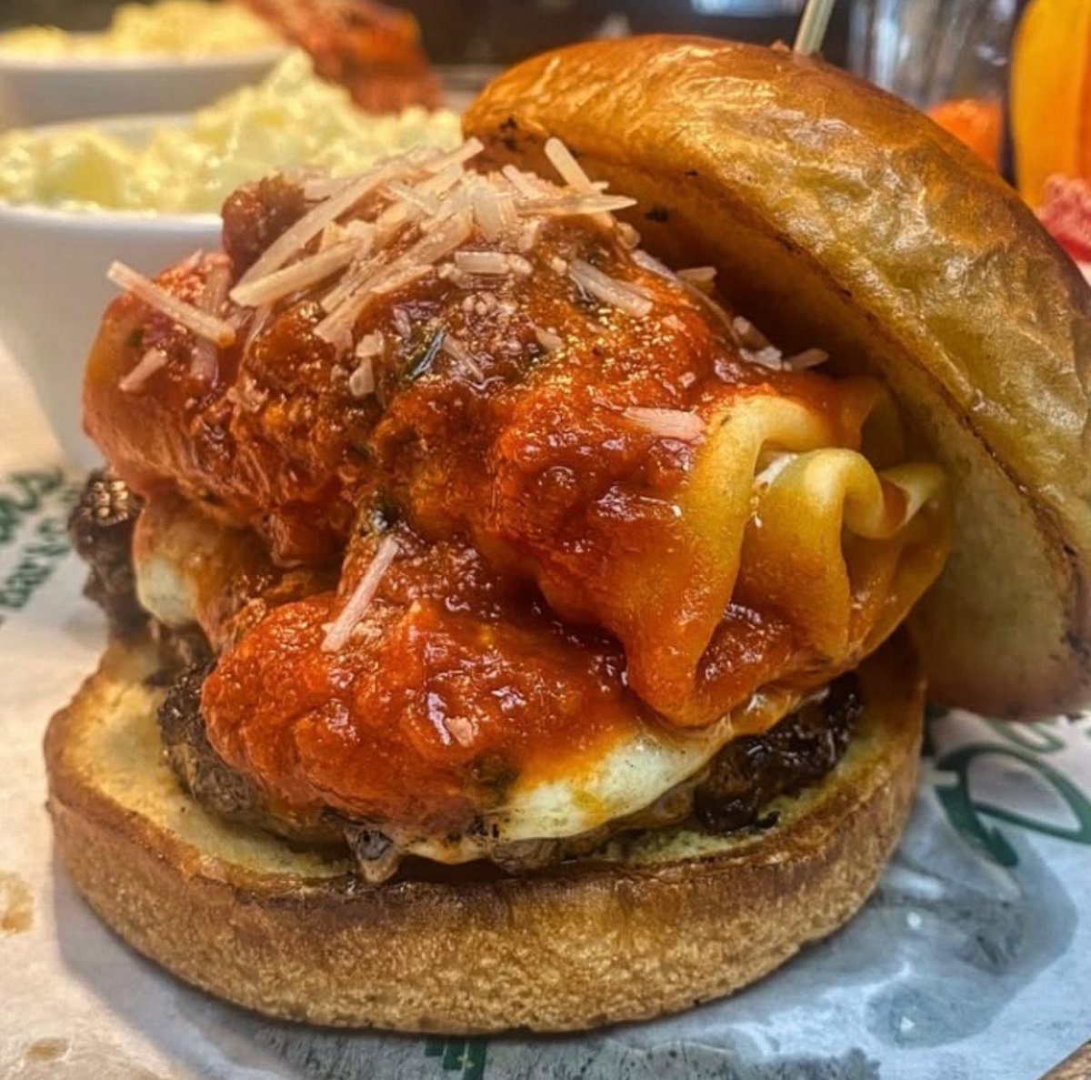 We’re bringing back one of your favorites this week! 
The Lasagna Burger topped with a four cheese lasagna roll-up, marinara sauce and mozzarella! Served this week at Dan’s, Tues-Thurs! 🇮🇹🍔