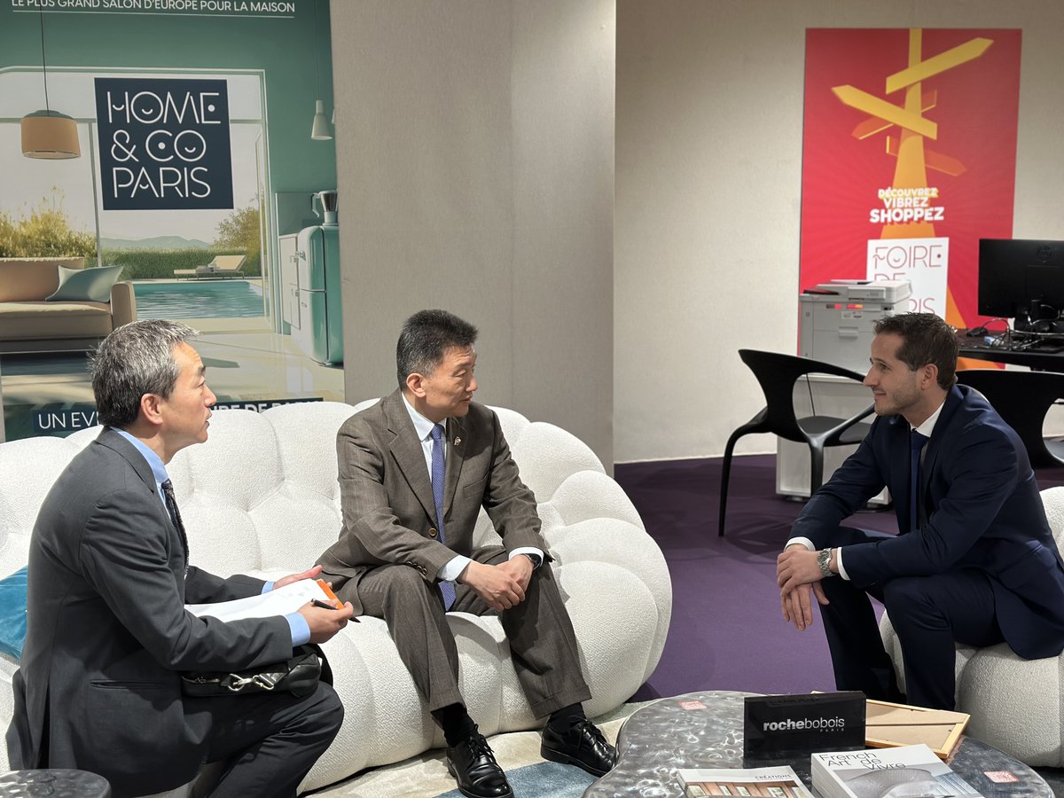 🇨🇳🇲🇦🇬🇭🇲🇷 Ce mercredi à Foire de Paris : visites officielles de la Chine, du Maroc (pays à l’honneur), du Ghana et de la Mauritanie par plusieurs ambassadrices et représentants institutionnels. Dialogue culturel et savoir-faire à l’honneur.

#FoireDeParis