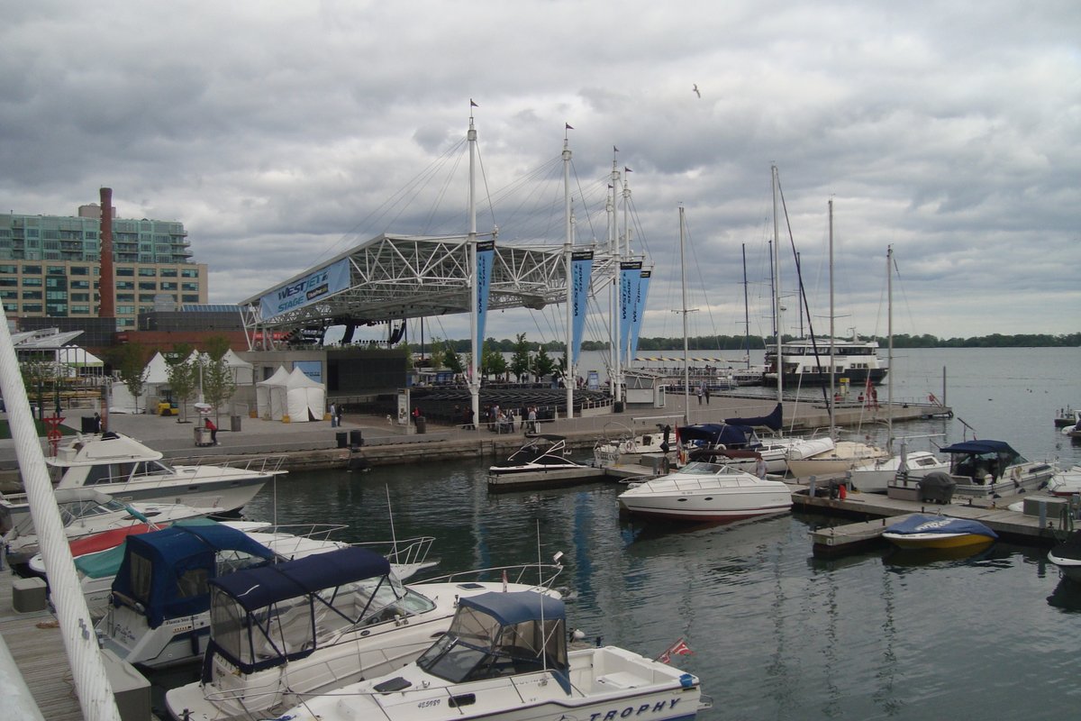 DosisRegia's tweet image. Harbourfront, Toronto. Junio 2011

#harbourfront #HarbourfrontToronto #toronto2011