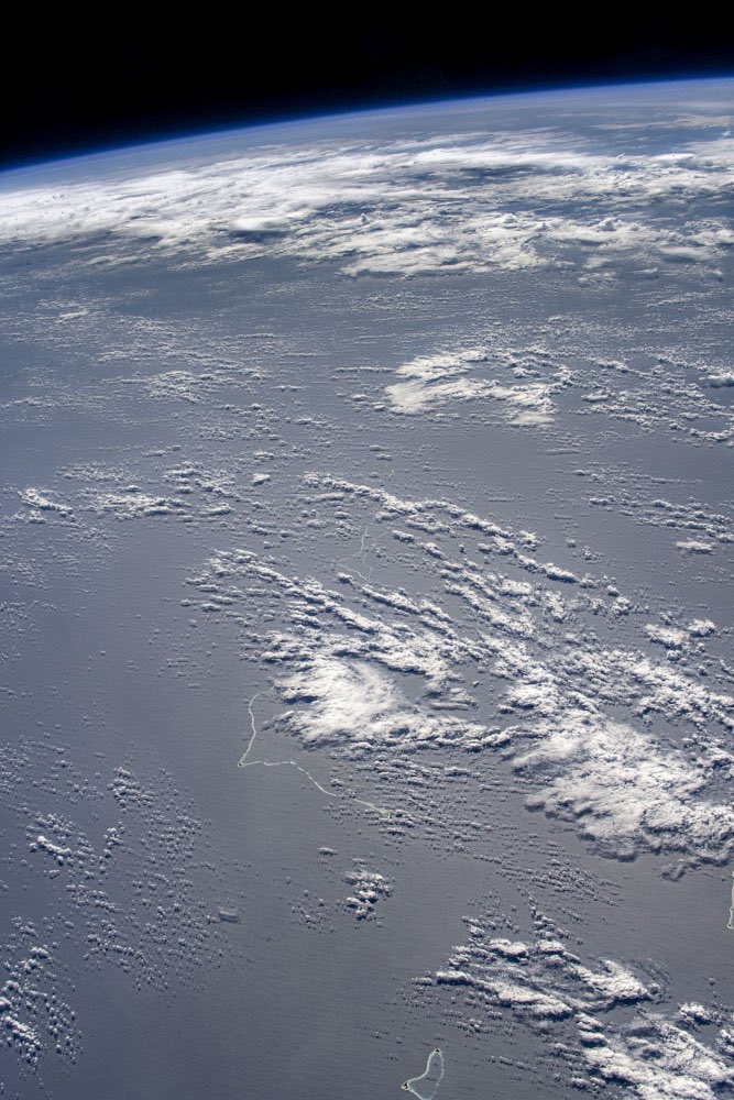 AstroDrewMorgan's tweet image. Happy 46th Jemenei (Constitution) Day to our essential Pacific partner, the Republic of the Marshall Islands!🇲🇭 

My friends @astro_kjell and @AstroHague took these photos of an RMI flag and a shot of the territorial waters around the Marshall Islands Ralik chain, the northern…