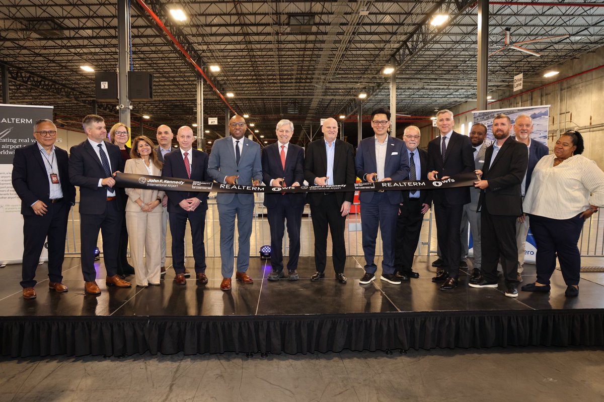 Realterm tweet media