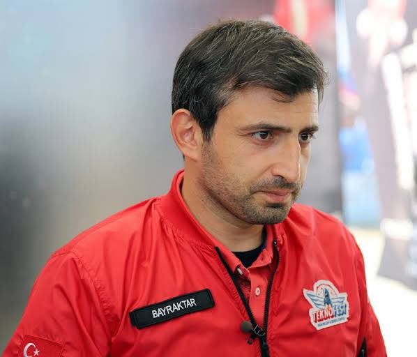 Selçuk Bayraktar'ın, 6 Şubat depreminde Baykar dronlarının yeterince çalışmadığını söyleyen bir depremzede yakınına açtığı 150 bin TL'lik tazminat davası, mahkemece reddedildi.

(T24)