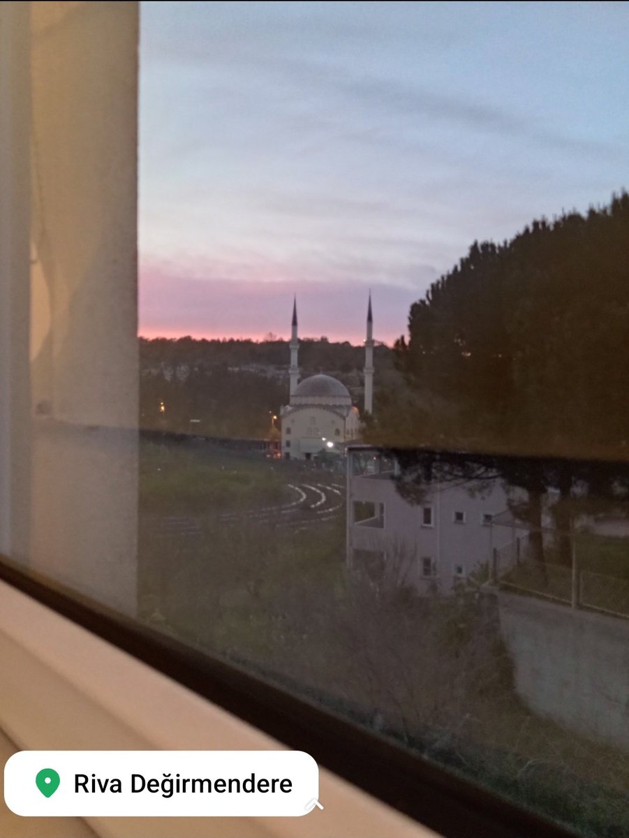 Annem kahve almayı unutmuş. Eve döncem,kalamam...