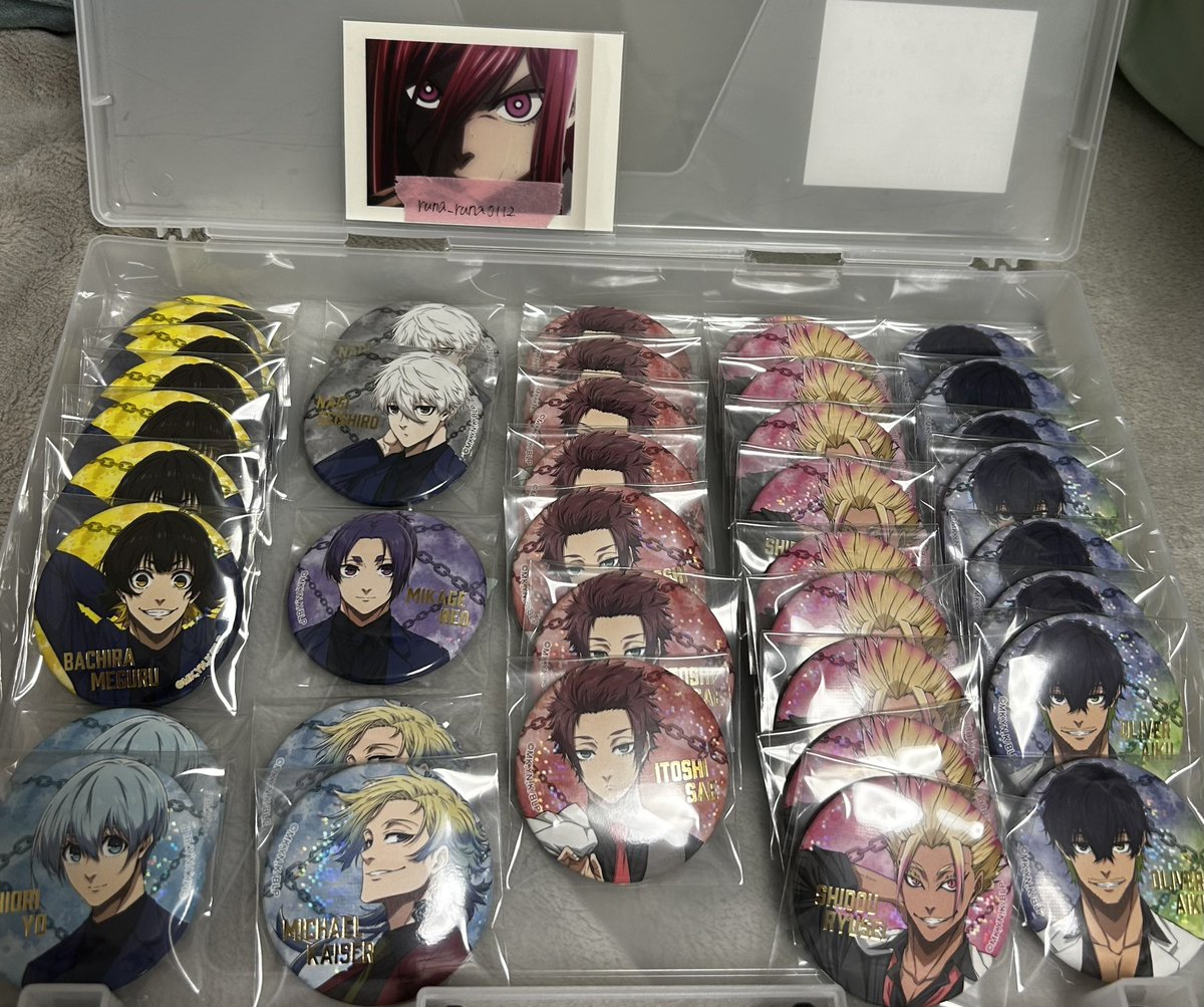 runa_runa0112's tweet photo. ブルーロック展 トレーディングホログラム箔押し缶バッジ 交換

譲▶︎蜂楽(7)、凪(2)、玲王(1)、氷織(2)
       カイザー(2)、冴(7)、士道(10)、
       愛空(8)

求▶︎千切

・3日現地手渡しor郵送
・カイザー、凪、玲王は士道or愛空の
抱き合わせ優先

検索よりお気軽にお声掛けください⸜🙌🏻⸝ https://t.co/8dENoQvSkB